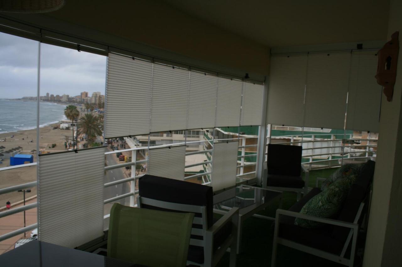 Apartamento En Primera Linea/Beachfront Apartment Фуeнхирола Екстериор снимка